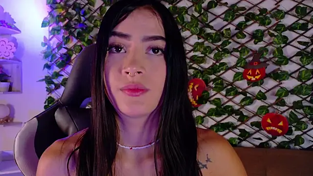 Snapshot of alice_rous21 chatting on October 16, 2025, 1:12 pm alice rous21 online show from October 16, 2025, 1:12 pm