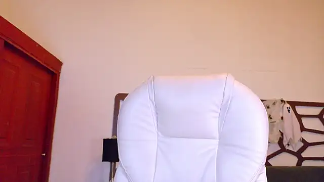 Snapshot of alice_rous21 chatting on October 31, 2025, 1:23 pm alice rous21 online show from October 31, 2025, 1:23 pm