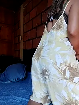 Snapshot of Lady_Lolla11 chatting on December 3, 2025, 2:04 pm Lady Lolla11 online show from December 3, 2025, 2:04 pm