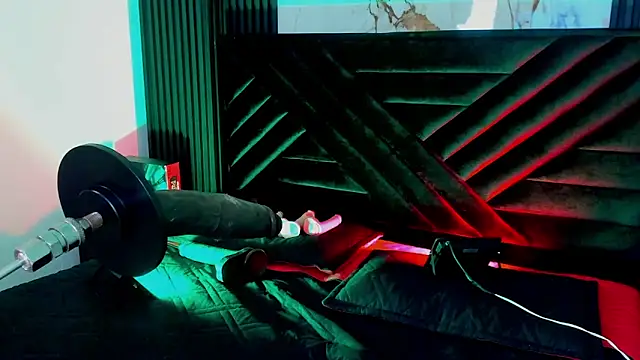 airamclair online show from November 26, 2025, 8:43 pm