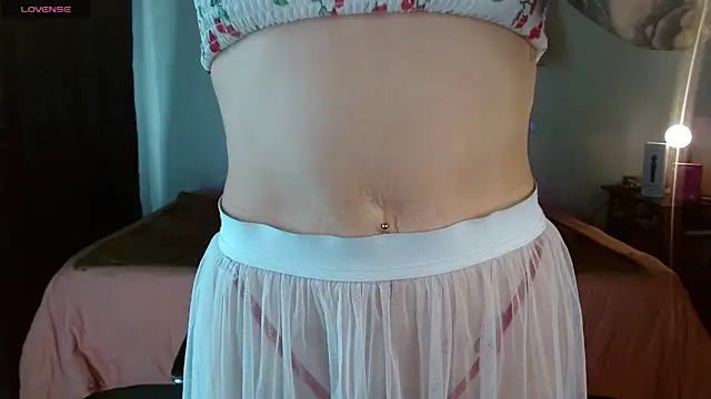 Snapshot of mia_velvet1 chatting on November 5, 2025, 1:44 pm mia velvet1 online show from November 5, 2025, 1:44 pm