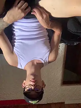 craxybaby online show from March 18, 2025, 9:43 pm