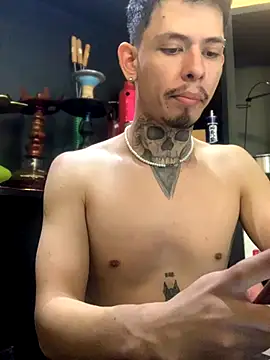 craxybaby online show from November 11, 2025, 1:11 pm