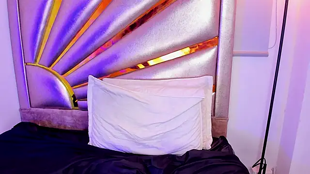 LucasCarterr  online show from March 21, 2025, 4:51 pm