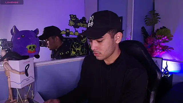 LucasCarterr  online show from October 2, 2025, 4:41 am