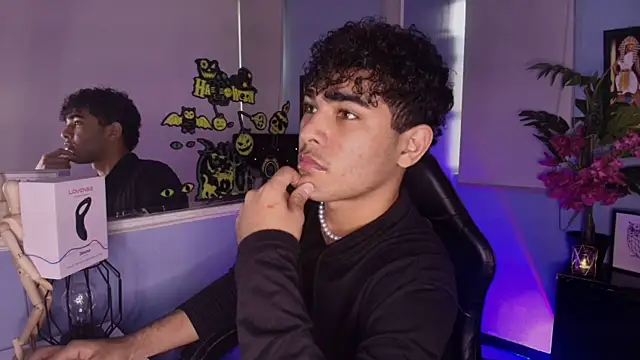 LucasCarterr  online show from October 15, 2025, 8:20 pm