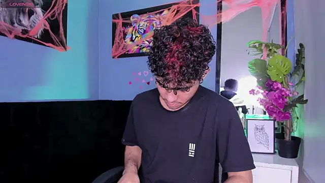 LucasCarterr  online show from October 28, 2025, 5:11 am