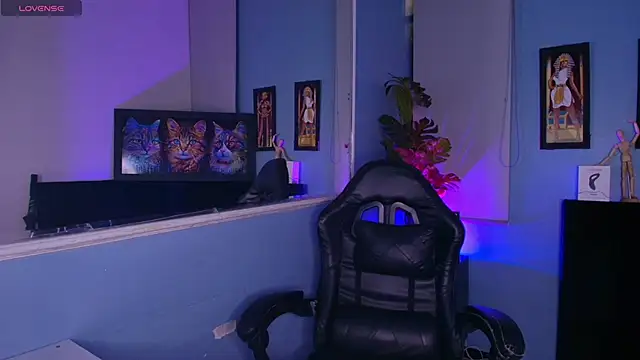 LucasCarterr  online show from November 4, 2025, 4:00 am