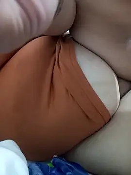 Snapshot of aliciaxm chatting on December 18, 2025, 6:03 pm aliciaxm online show from December 18, 2025, 6:03 pm