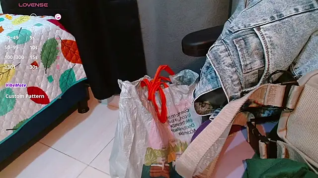 Snapshot of Allison_star1 chatting on November 20, 2025, 1:00 pm Allison star1 online show from November 20, 2025, 1:00 pm