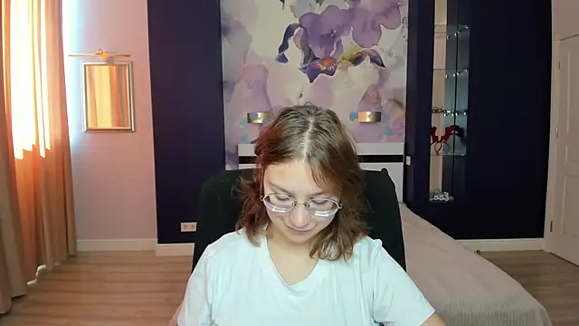 AngelinaLow online show from September 27, 2025, 11:26 am