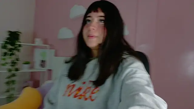 Snapshot of Kathe_sweetness chatting on October 10, 2025, 12:15 pm Kathe sweetness online show from October 10, 2025, 12:15 pm
