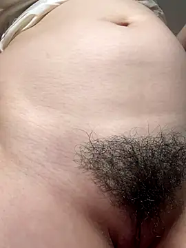 Snapshot of aa520uv chatting on September 15, 2025, 3:34 pm aa520uv online show from September 15, 2025, 3:34 pm