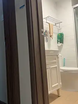 Snapshot of aa520uv chatting on September 21, 2025, 5:03 pm aa520uv online show from September 21, 2025, 5:03 pm