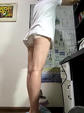 Snapshot of aa520uv chatting on November 5, 2025, 4:18 pm aa520uv online show from November 5, 2025, 4:18 pm