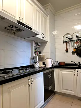 Snapshot of aa520uv chatting on November 9, 2025, 12:20 am aa520uv online show from November 9, 2025, 12:20 am