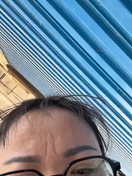 Snapshot of aa520uv chatting on November 14, 2025, 4:33 am aa520uv online show from November 14, 2025, 4:33 am