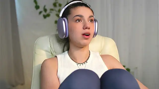 mystica  online show from March 17, 2025, 10:06 am