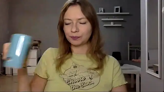 MillieShow online show from October 30, 2025, 9:48 pm