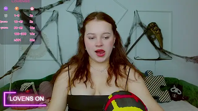 Cute kitty- online show from October 28, 2025, 7:45 am