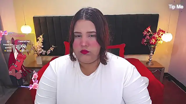 Snapshot of ailyn_maury chatting on September 27, 2025, 2:27 am ailyn maury online show from September 27, 2025, 2:27 am
