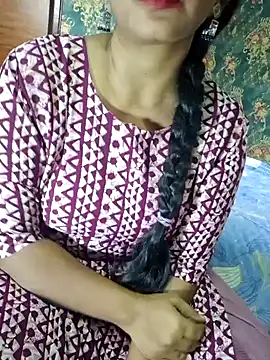 Snapshot of Shalini_telugu09 chatting on October 15, 2025, 5:18 am Shalini telugu09 online show from October 15, 2025, 5:18 am