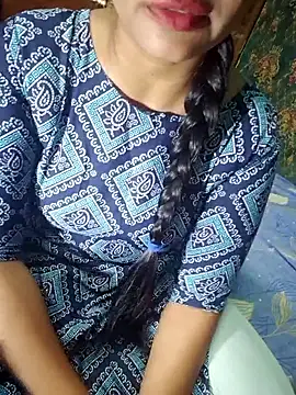 Snapshot of Shalini_telugu09 chatting on October 23, 2025, 5:29 am Shalini telugu09 online show from October 23, 2025, 5:29 am