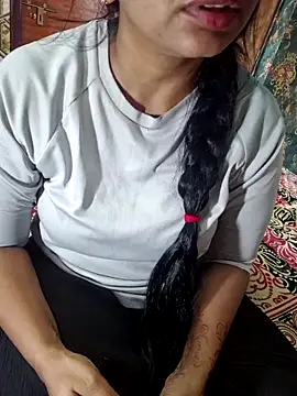 Snapshot of Shalini_telugu09 chatting on November 21, 2025, 7:07 am Shalini telugu09 online show from November 21, 2025, 7:07 am