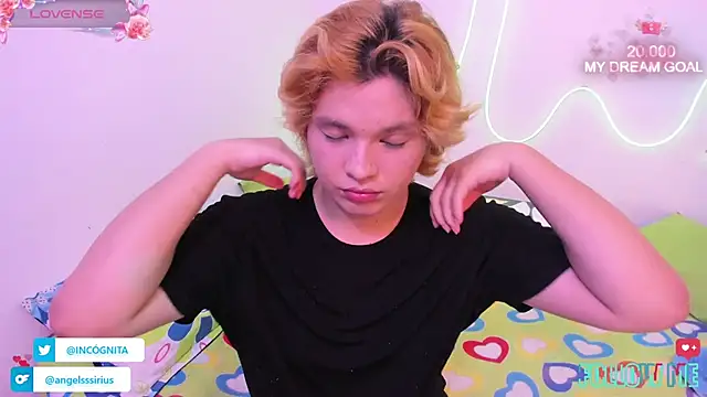 Snapshot of adam_angelssss chatting on September 11, 2025, 12:44 am adam angelssss online show from September 11, 2025, 12:44 am