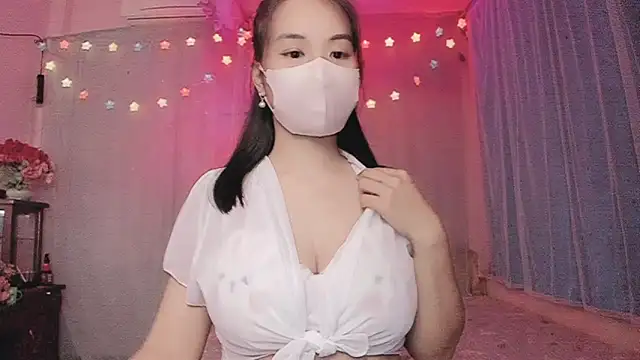 Snapshot of SanaAnika chatting on November 12, 2025, 1:33 pm SanaAnika online show from November 12, 2025, 1:33 pm