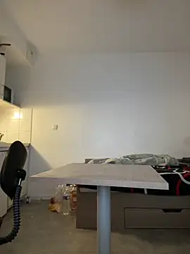 Renoirmonter online show from November 7, 2025, 9:42 am