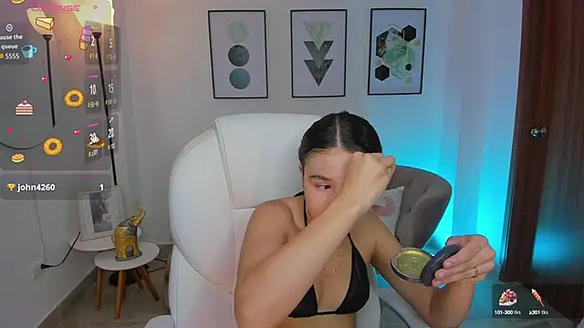 Snapshot of Danaa_Rouse chatting on September 24, 2025, 7:06 pm Danaa Rouse online show from September 24, 2025, 7:06 pm