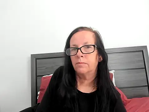 peachgoddess online show from November 25, 2025, 1:55 pm