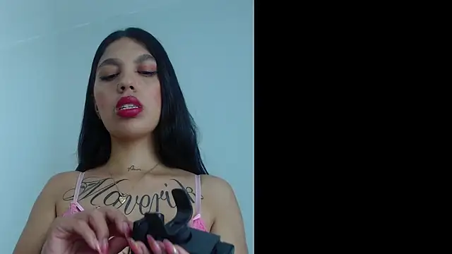 Snapshot of TATILARSON1 chatting on September 11, 2025, 7:47 pm TATILARSON1 online show from September 11, 2025, 7:47 pm