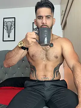 Maximiliano ford online show from November 8, 2025, 10:37 am