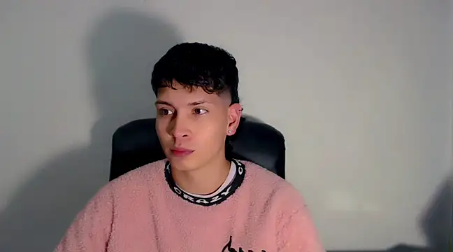 Jhojan twink online show from March 23, 2025, 5:10 am