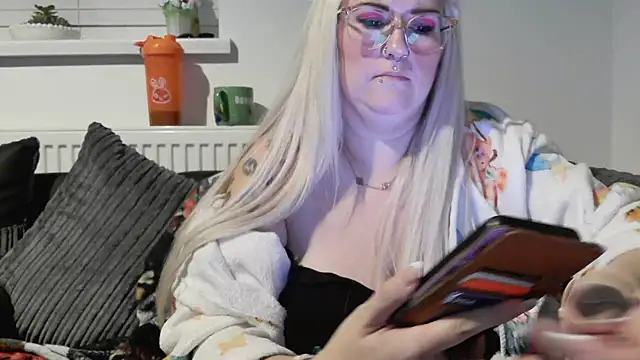 Snapshot of Sizzling_Indie36 chatting on September 29, 2025, 8:46 pm Sizzling Indie36 online show from September 29, 2025, 8:46 pm