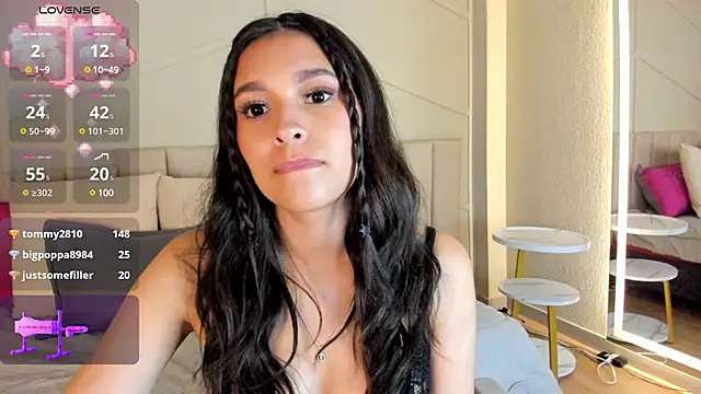 Snapshot of Eimmy_bm chatting on March 19, 2025, 1:32 am Eimmy bm online show from March 19, 2025, 1:32 am