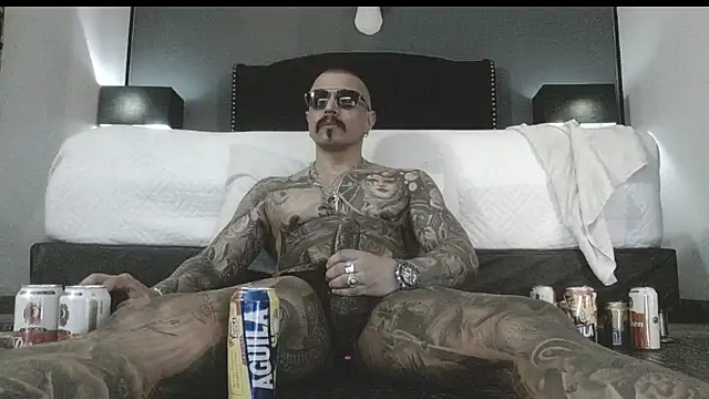 Snapshot of danilog515 chatting on November 12, 2025, 7:20 am danilog515 online show from November 12, 2025, 7:20 am