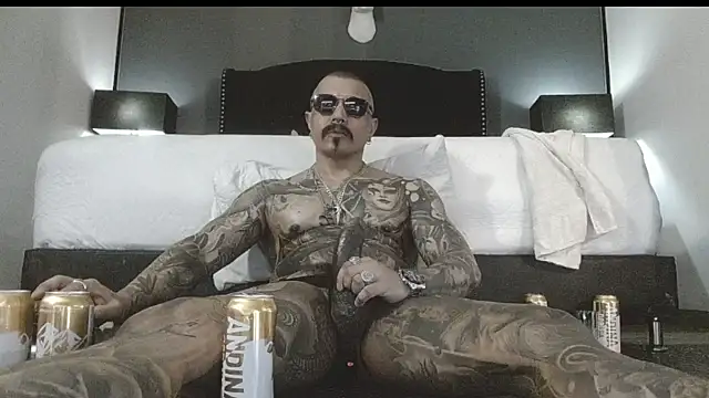 Snapshot of danilog515 chatting on November 13, 2025, 11:03 pm danilog515 online show from November 13, 2025, 11:03 pm