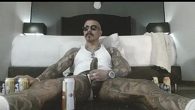 Snapshot of danilog515 chatting on November 25, 2025, 5:18 am danilog515 online show from November 25, 2025, 5:18 am