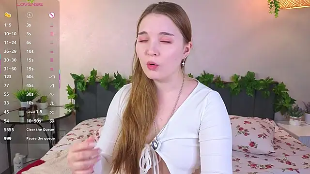 ConstanceHelms online show from November 17, 2025, 5:02 am