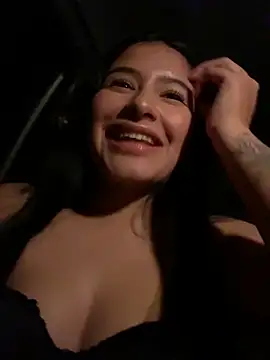 andrea gomes  online show from October 12, 2025, 6:12 am