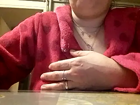 Snapshot of mimi19820 chatting on December 18, 2025, 8:59 pm mimi19820 online show from December 18, 2025, 8:59 pm