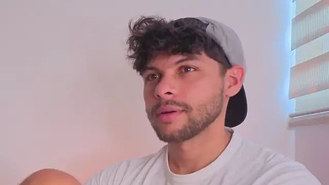 haku kanjy online show from December 17, 2025, 8:04 pm