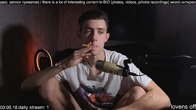 w0rkman online show from October 3, 2025, 9:12 pm