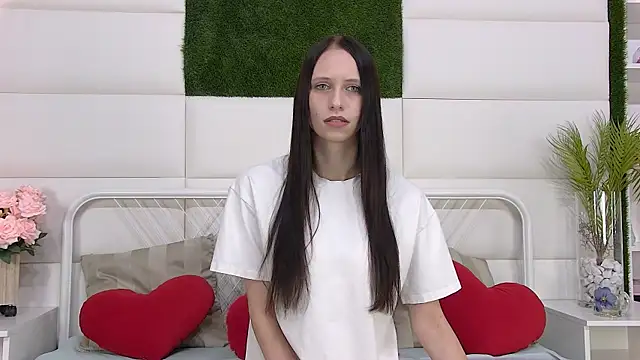 TaraHarris online show from October 9, 2025, 9:18 am