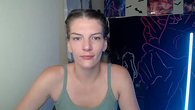 Snapshot of VanessaRey_ chatting on September 28, 2025, 6:19 am VanessaRey online show from September 28, 2025, 6:19 am