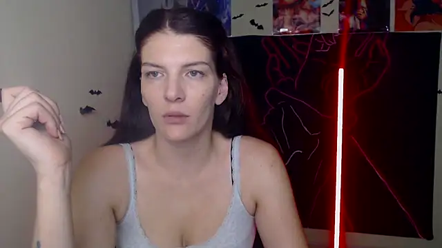 Snapshot of VanessaRey_ chatting on November 26, 2025, 5:36 pm VanessaRey online show from November 26, 2025, 5:36 pm