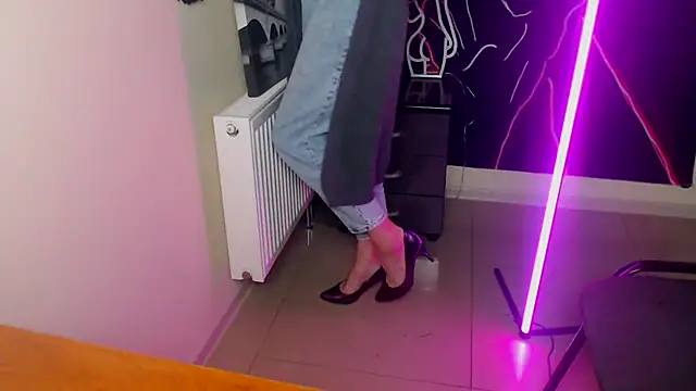 Snapshot of VanessaRey_ chatting on November 30, 2025, 7:01 am VanessaRey online show from November 30, 2025, 7:01 am